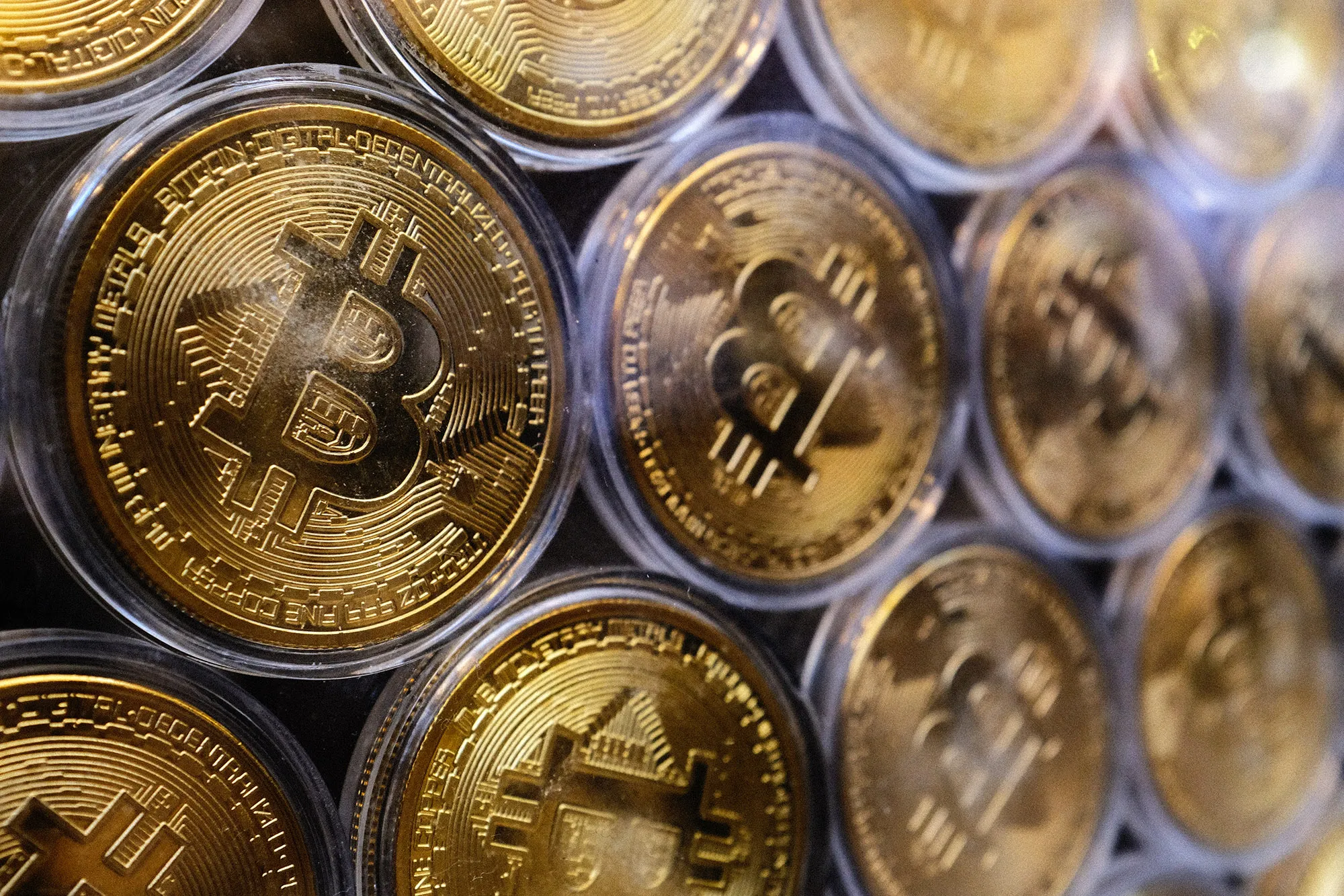 سعر بيتكوين اليوم: يرتفع إلى 115 ألف دولار بفضل تفاؤل التجارة الأمريكية الصينية