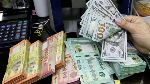 الذهب قرب قمة 6 أسابيع بفضل ضعف الدولار الأمريكي