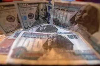 تراجع الدولار في مصر يثير التساؤلات.. هل يقترب الجنيه من التعافي مجدداً؟