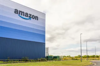 أسهم النقل تهبط بعد إطلاق Amazon خدمات سلاسل الإمداد
