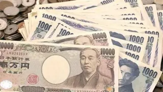 الدولار يتراجع أمام الين لأدنى مستوى في أكثر من شهرين.. وتحركات قوية تهز سوق العملات العالمية