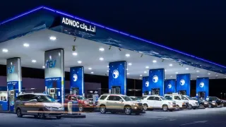 أدنوك للغاز تحقق 4 مليارات درهم أرباحاً رغم تحديات هرمز