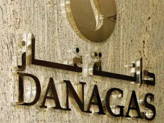 دانة غاز تحقق أداءً قويًا في 2026 وسط تحسن الأرباح وتراجع نسبي في الإيرادات