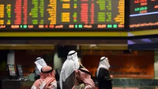 موجة حمراء تجتاح البورصات العربية..وإغلاق متباين وحيد في الكويت