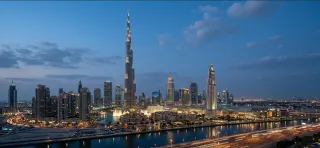 الإمارات تحافظ على تصنيف ائتماني مرتفع من فيتش وسط تداعيات إقليمية وتوقعات حذرة للنمو