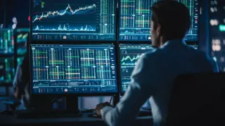 صناديق التحوط في بريطانيا والولايات المتحدة تحصد مليارات الدولارات من انهيار أسهم المراهنات