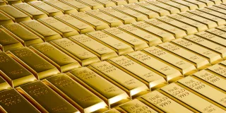 Gold Prices Fall as US-Iran Strikes Dampen Peace Hopes