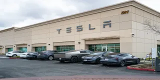 Tesla Plans Massive 100 GW Solar Factory in Texas