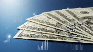 الدولار عند مفترق حساس.. استقرار خادع يسبق حركة عنيفة محتملة في الأسواق
