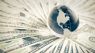 الثروات المالية العالمية.. نمو قياسي يتجاوز 550تريليون دولار وهونغ كونغ والإمارات تقودان المراكز العابرة للحدود